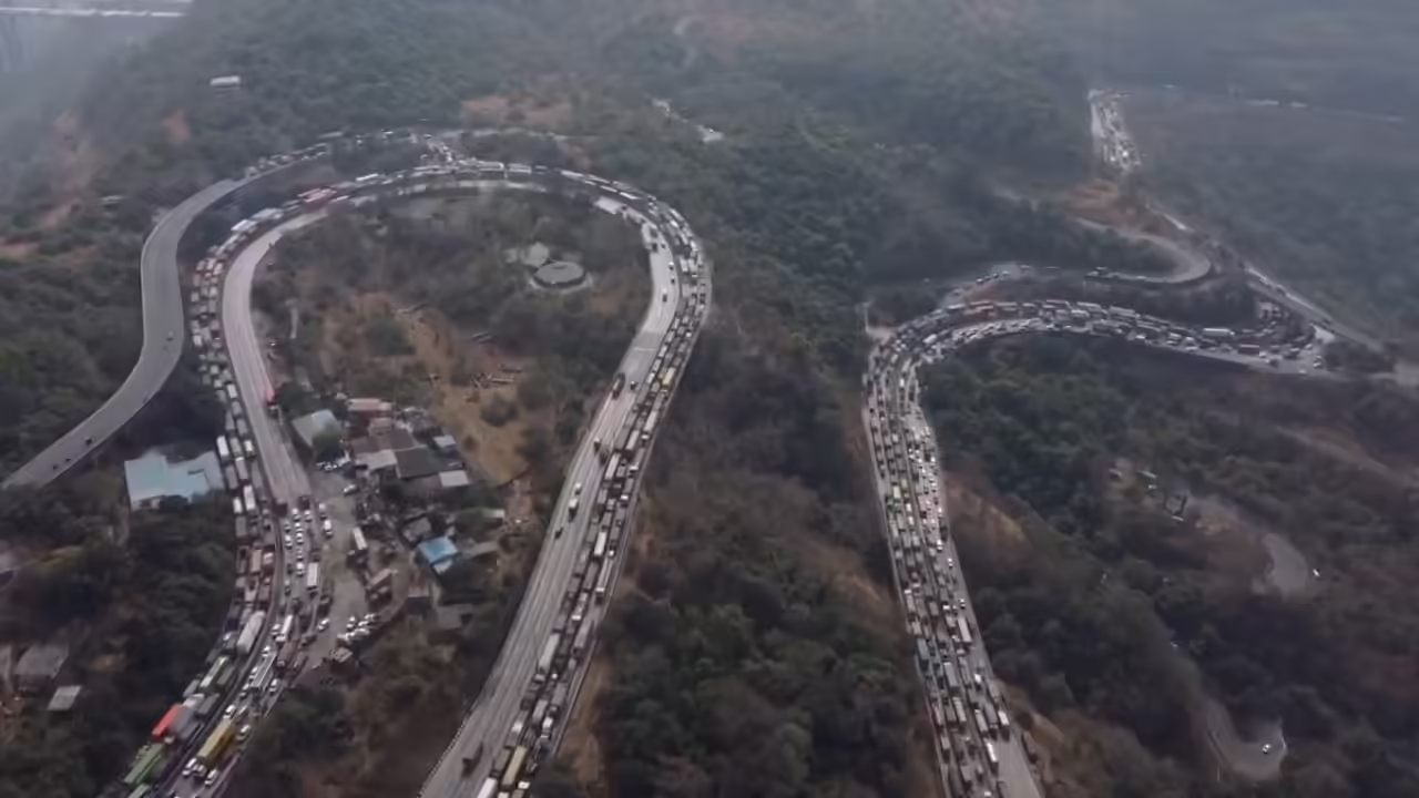 Maharashtra Missing Expressway Link Triggers Jam
