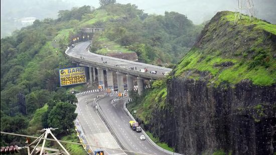 Pune Mumbai Expressway Eyes Permanent Emergency Hub