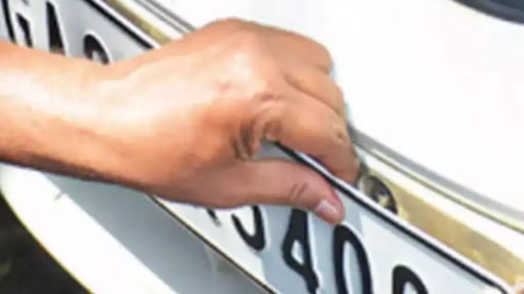 Pune Vehicles Face Strict HSRP Enforcement After Deadline