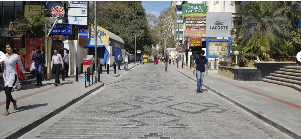 Ahmedabad Street Design Flaws Undermine Road Safety