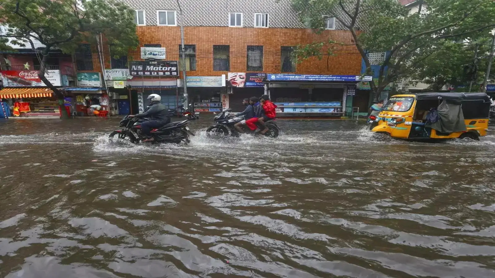 Chennai Rainfall Raises Flood And Safety Concerns