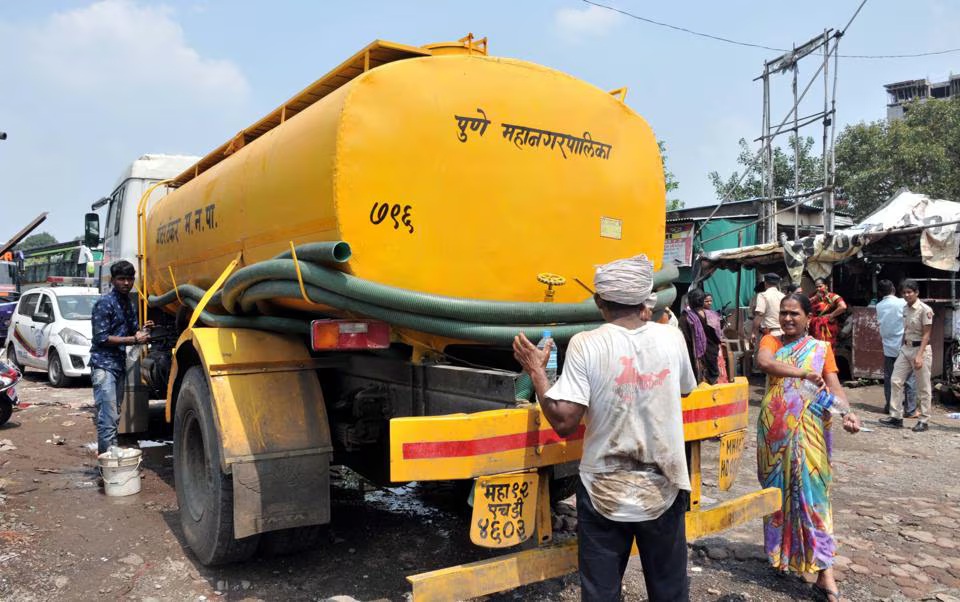 Pune Moshi Residents Face Contaminated Water Crisis