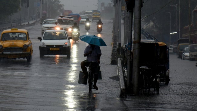 South Bengal Showers Set To Cool Kolkata