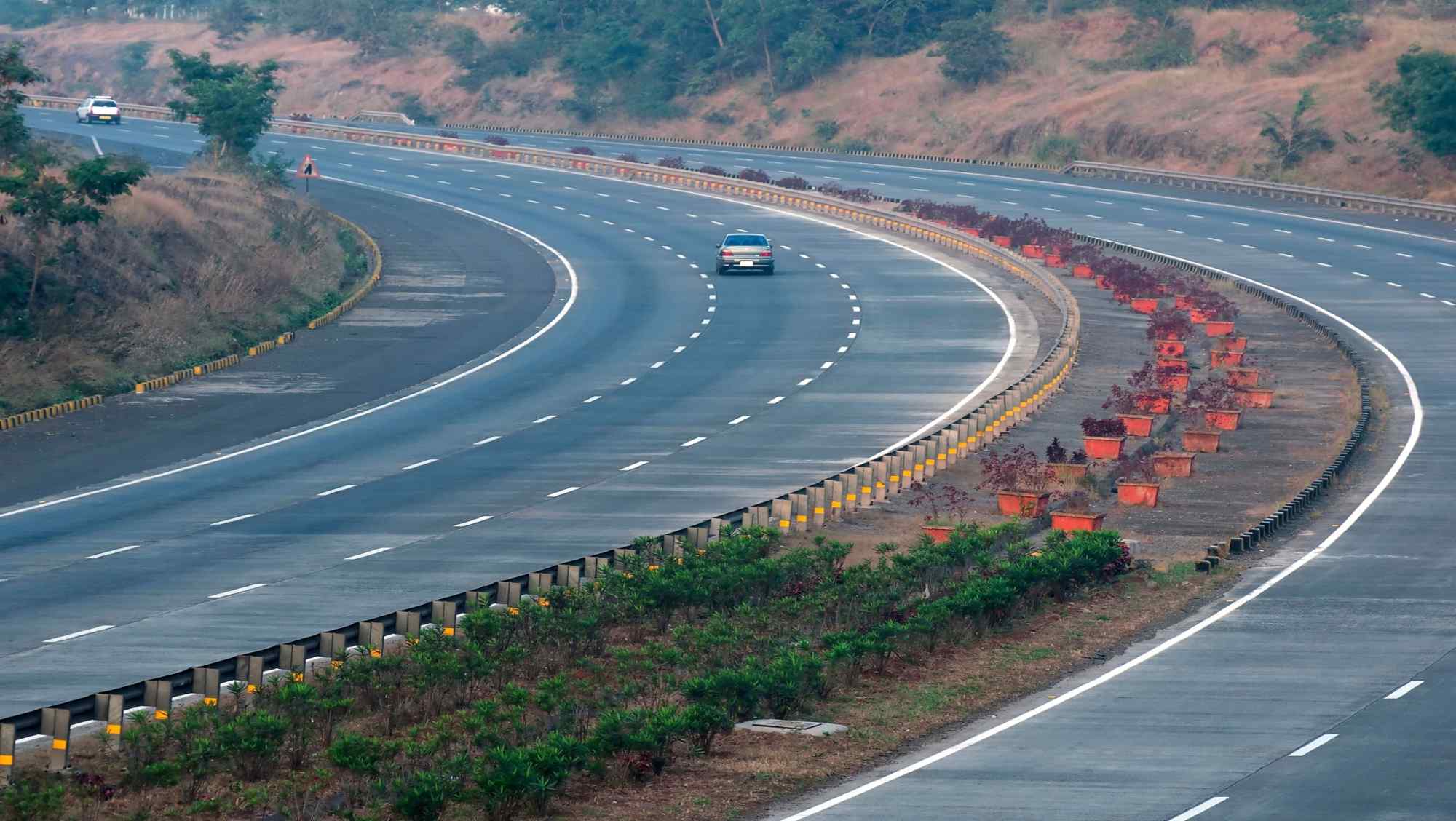 Pune Mumbai Expressway Toll Refund Row