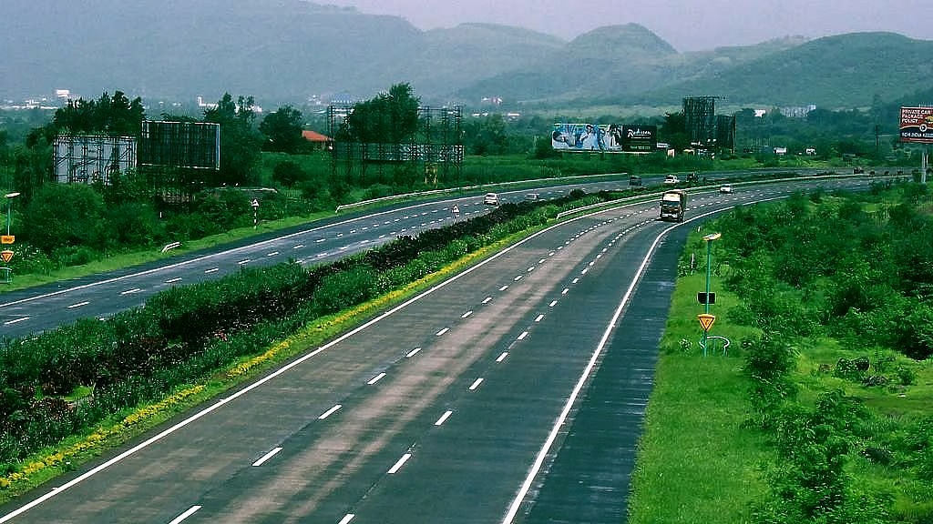 Pune Authorities Tackle Road Land Acquisition