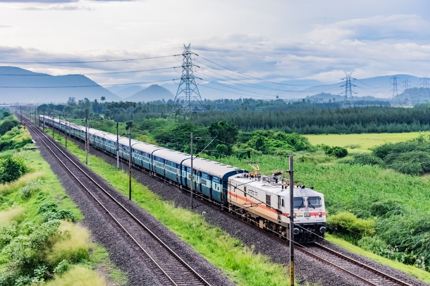 Indore Mumbai Rail Corridor Reshapes Regional Connectivity