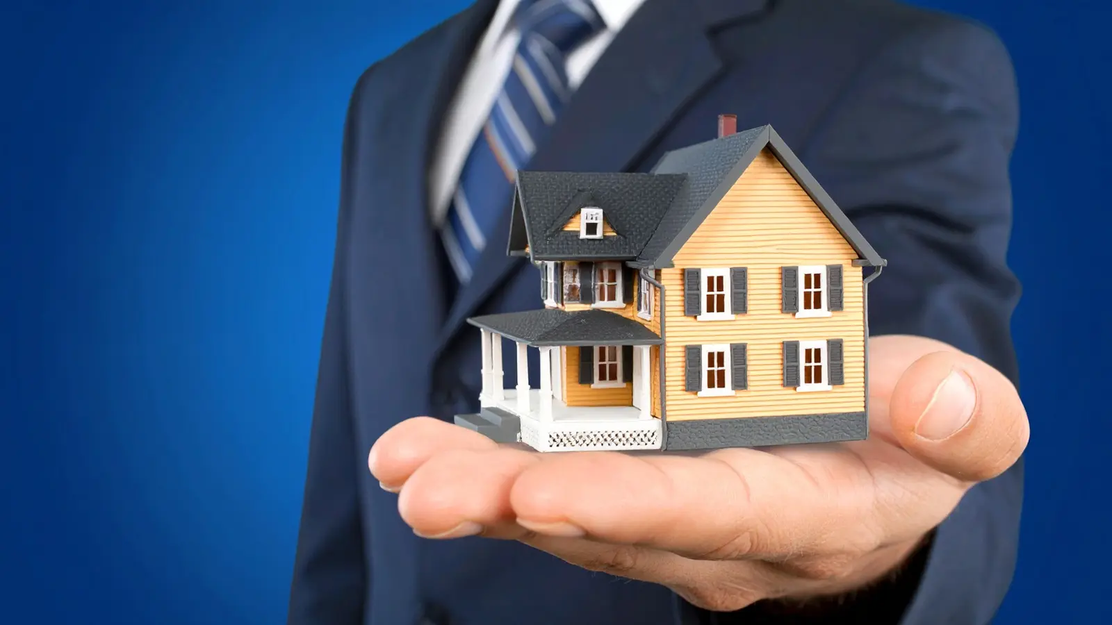 Mumbai Property Registrations Hit 14 Year High
