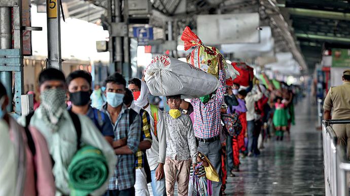 Surat Fuel Crisis Pushes Migrant Workers To Leave