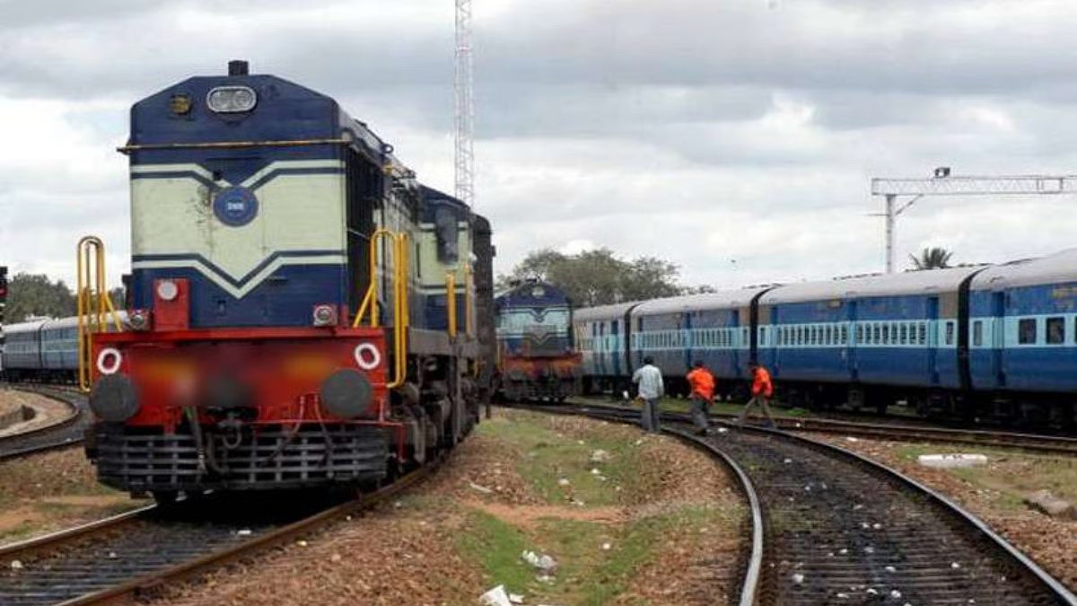Indore Train Rush Exposes Urban Mobility Gaps