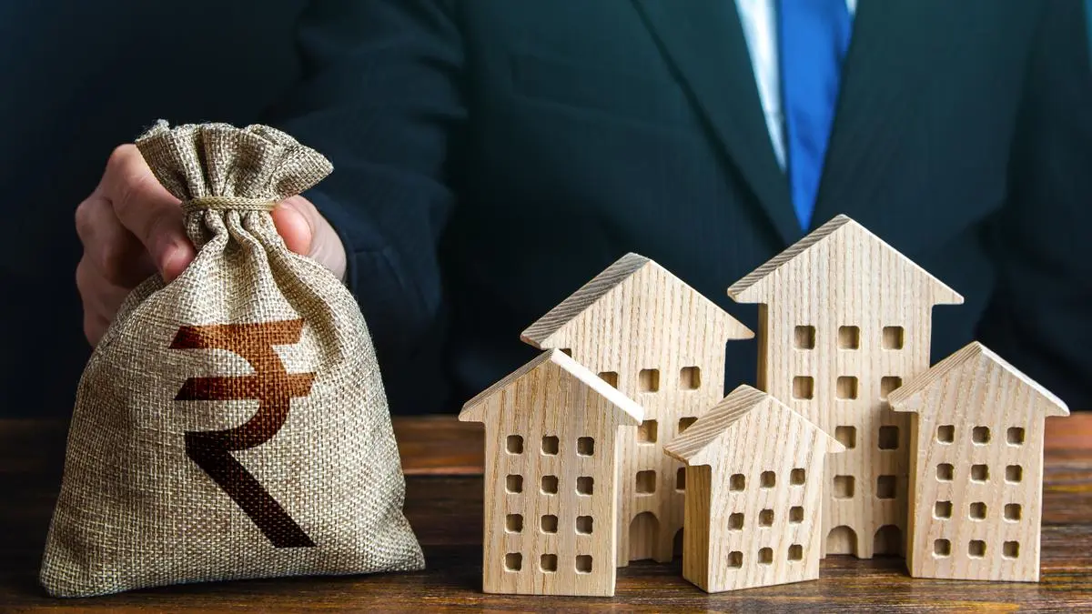 Mumbai Pali Hill Real Estate Deal Signals Shifting Asset Strategy