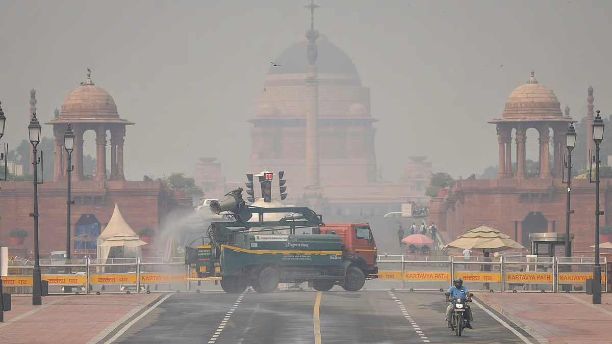 Delhi Heatwave Pushes Pollution Controls Back