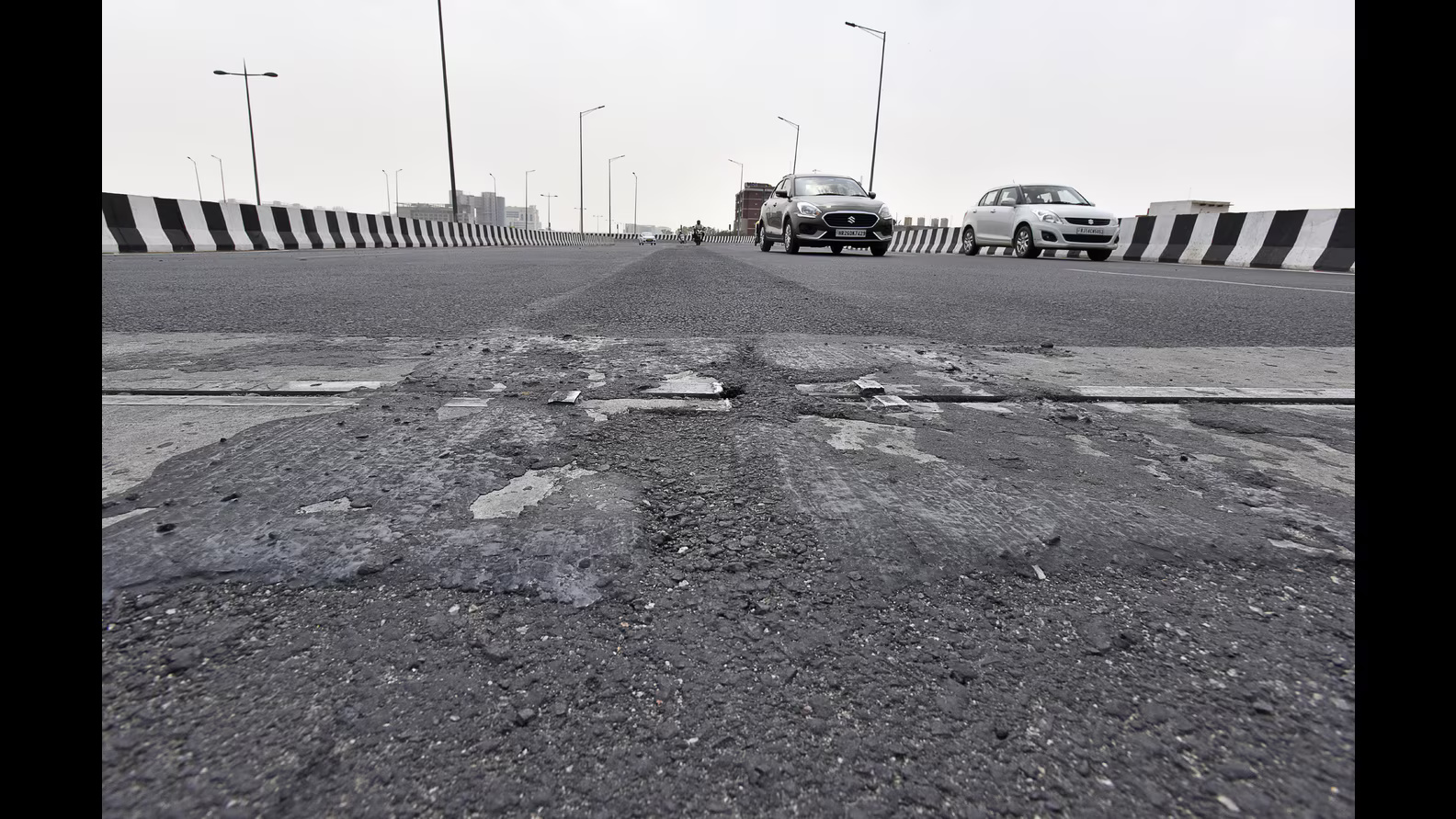 Gurugram Road Projects Stalled Amid Bitumen Supply Crisis