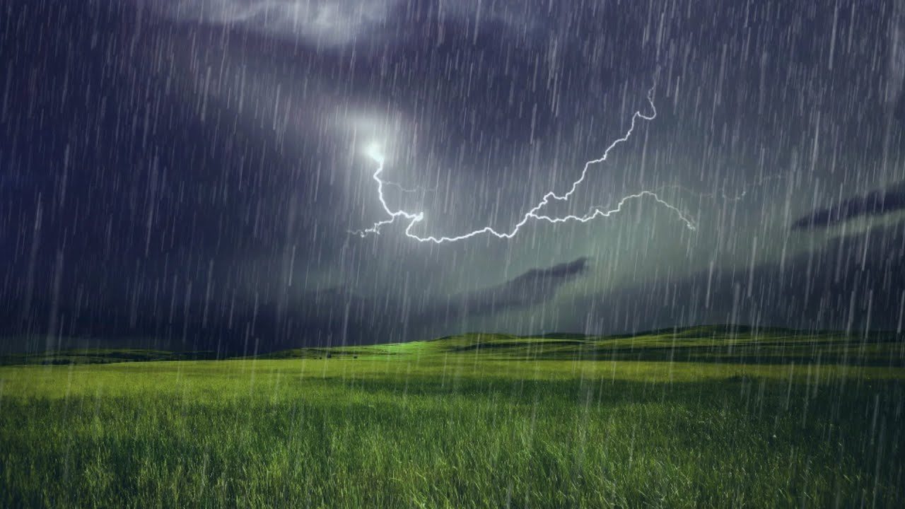 Maharashtra Thunderstorm Alert Raises Crop Risk Concerns
