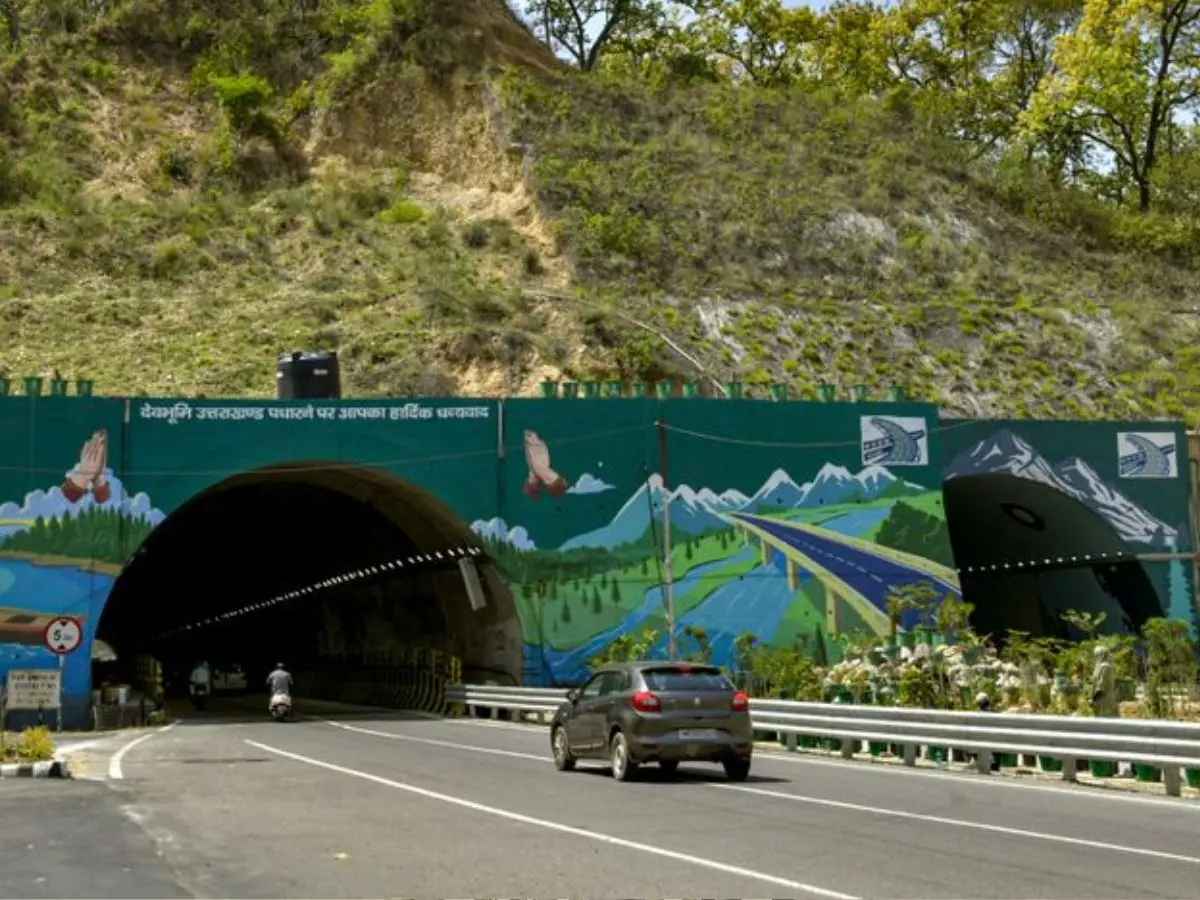 Delhi Dehradun Economic Corridor Boosts Northern Connectivity