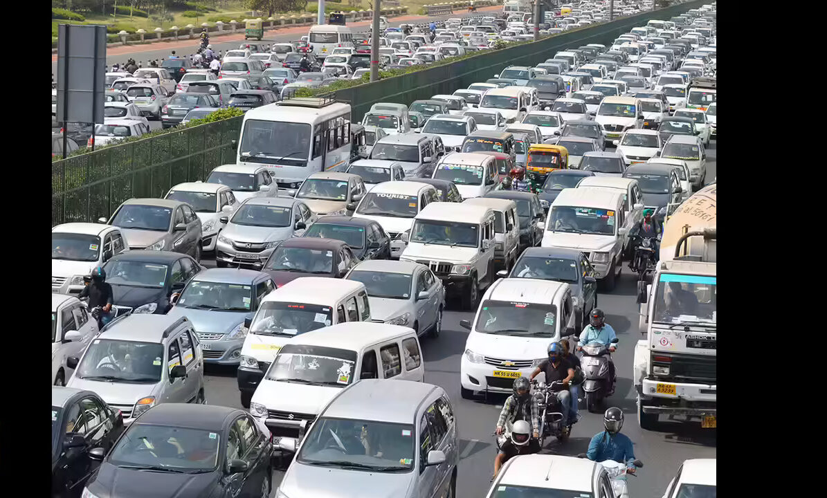Pune Civic Body Forms Panel To Tackle Roads And Traffic Issues